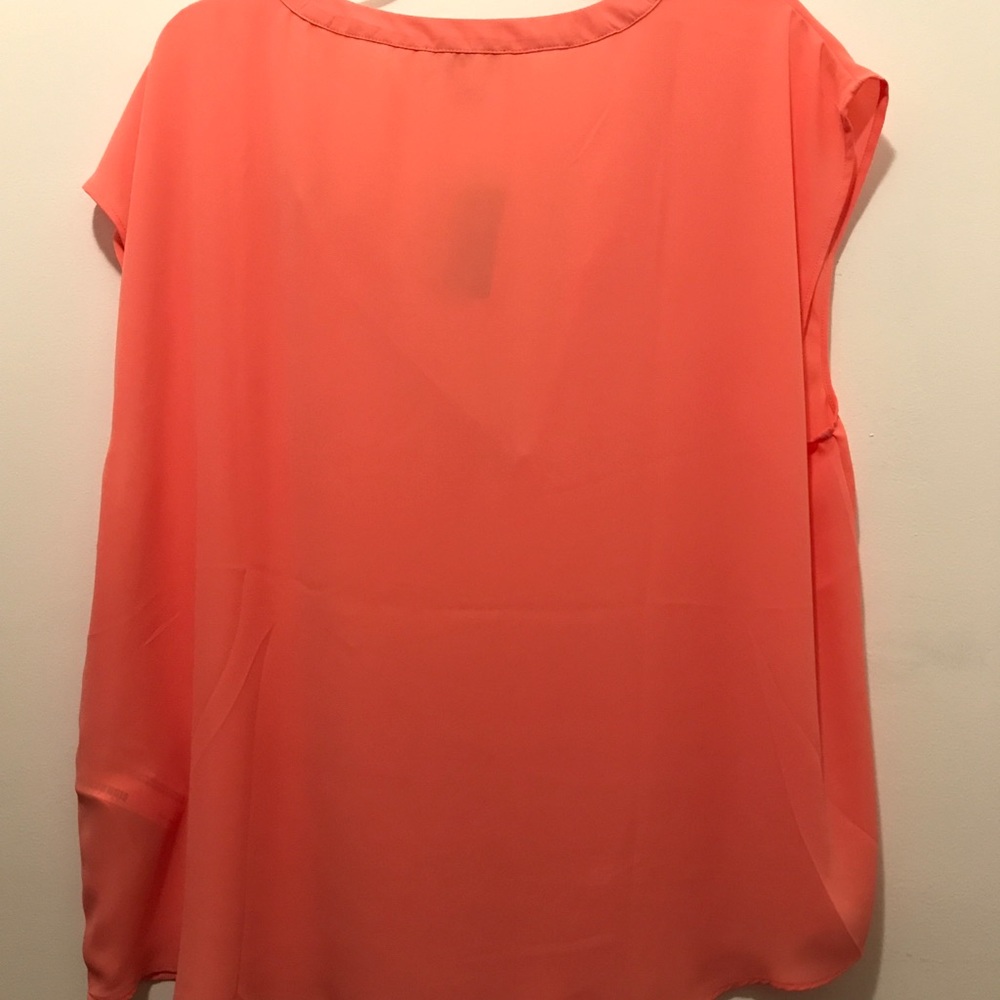 NWT Forever XXI Plus Coral Top - Picture 4 of 4